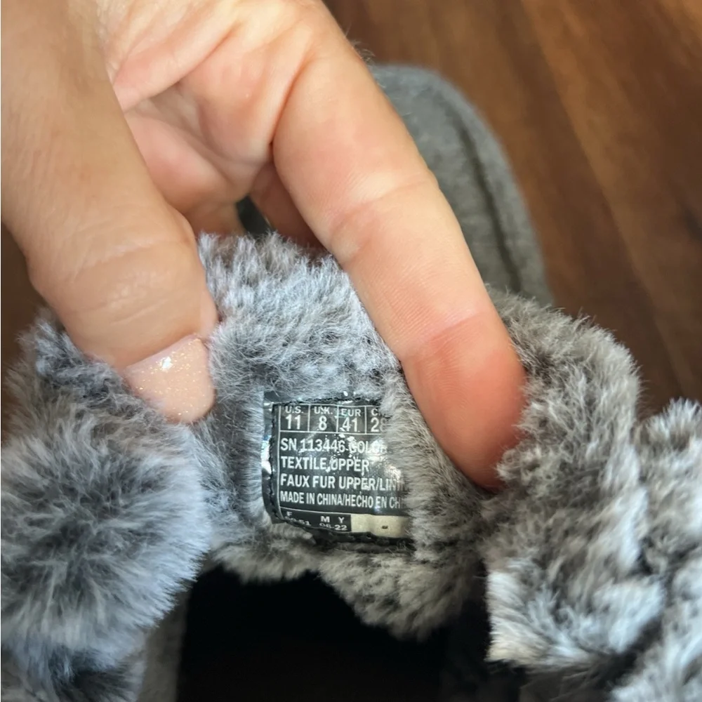 BOBS Faux Fur Shortie Booties - Picture 6 of 7
